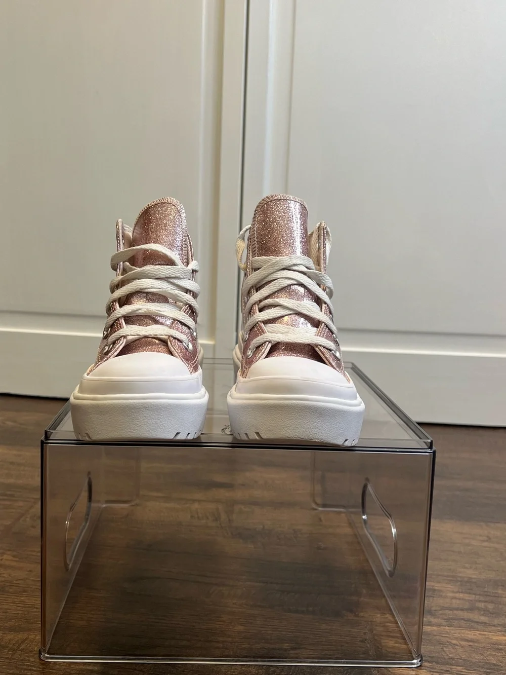 Converse Girls Chuck Taylor All Star Lugged Glitter Sneakers Size 13 Color Pink